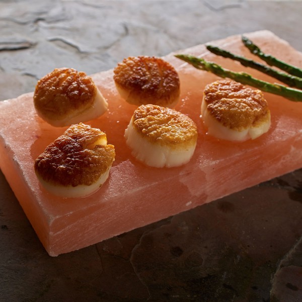 Grilled Scallops on Himalayan Salt Plate