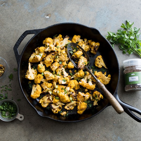 skillet-roasted-cauliflower-with-pistachios